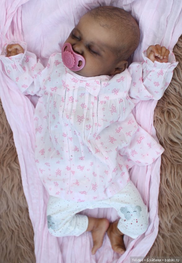 Ками-Роуз, Бабочка-Мулатка