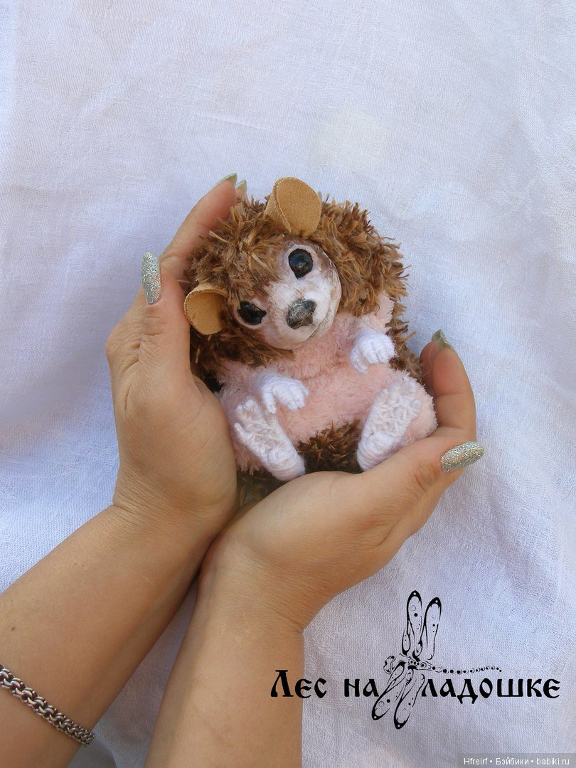 Ёжики из серии Лес на ладошке