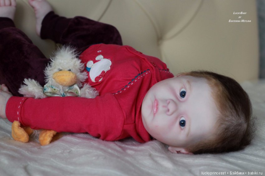 Лили-Марлен, девочка из одноименного молда скульптора Sylvia Manning