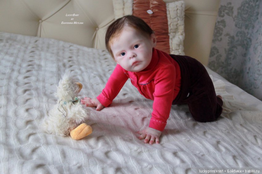 Лили-Марлен, девочка из одноименного молда скульптора Sylvia Manning