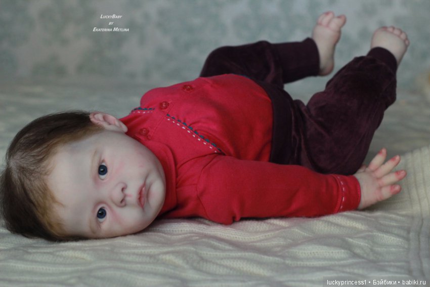 Лили-Марлен, девочка из одноименного молда скульптора Sylvia Manning