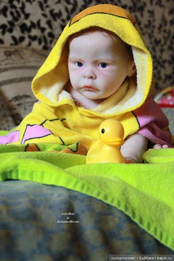 Лили-Марлен, девочка из одноименного молда скульптора Sylvia Manning