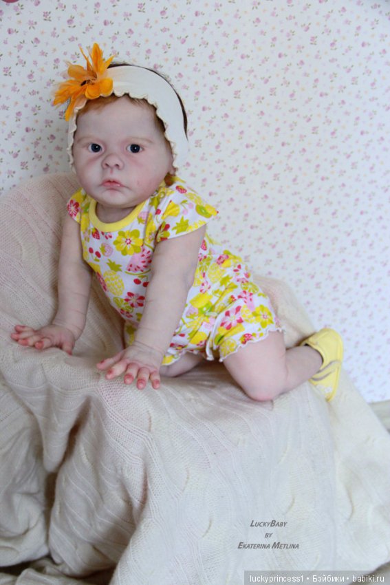 Лили-Марлен, девочка из одноименного молда скульптора Sylvia Manning