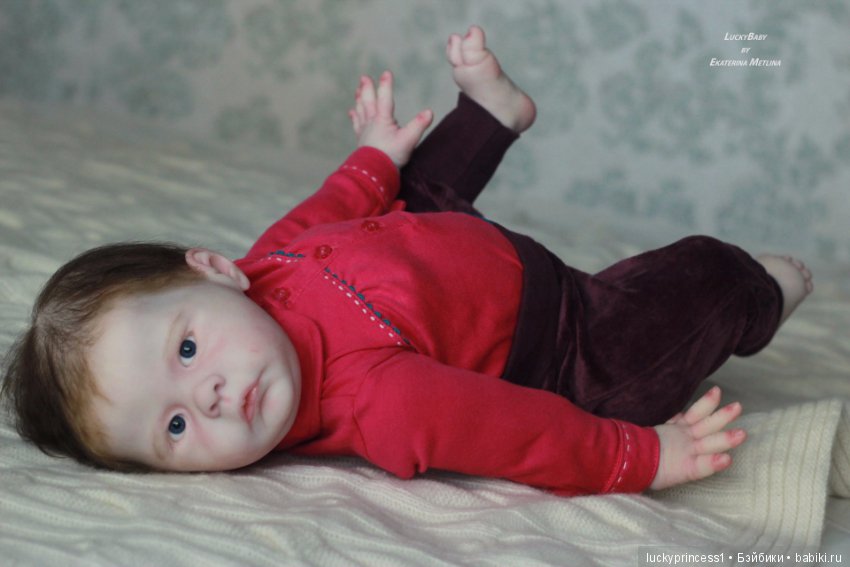 Лили-Марлен, девочка из одноименного молда скульптора Sylvia Manning