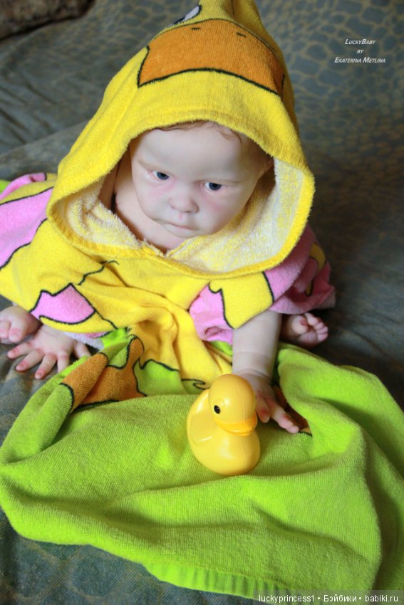 Лили-Марлен, девочка из одноименного молда скульптора Sylvia Manning