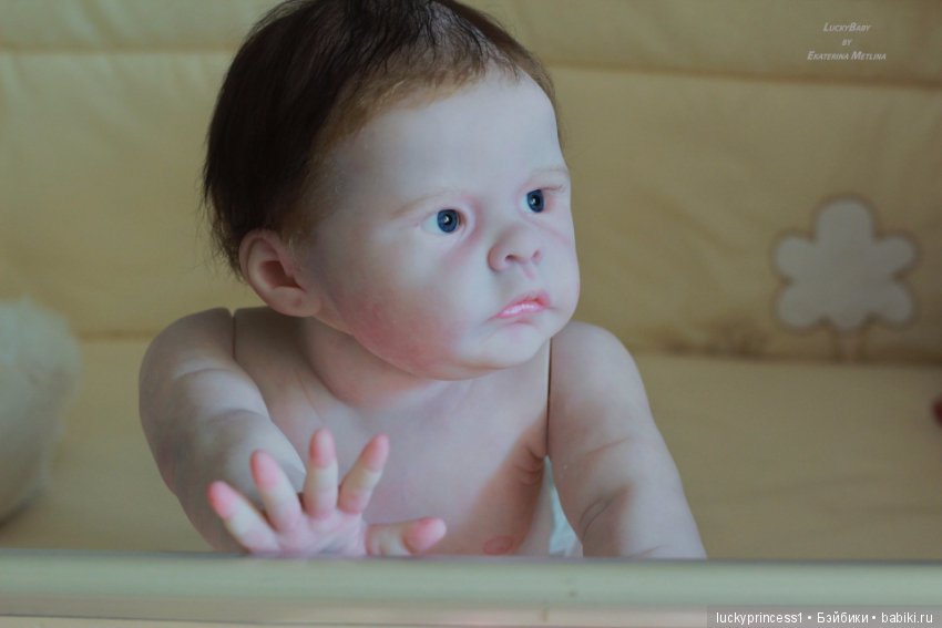 Лили-Марлен, девочка из одноименного молда скульптора Sylvia Manning