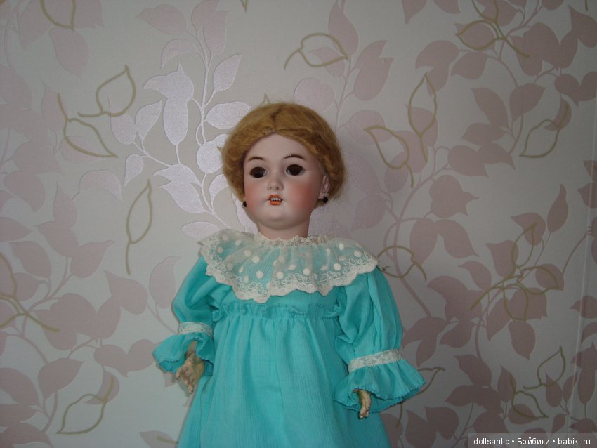 Наряды... наряжаемся. Антикварные куклы