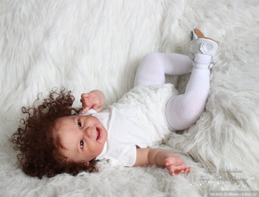 Мэйзи, малышка реборн кучеряшка