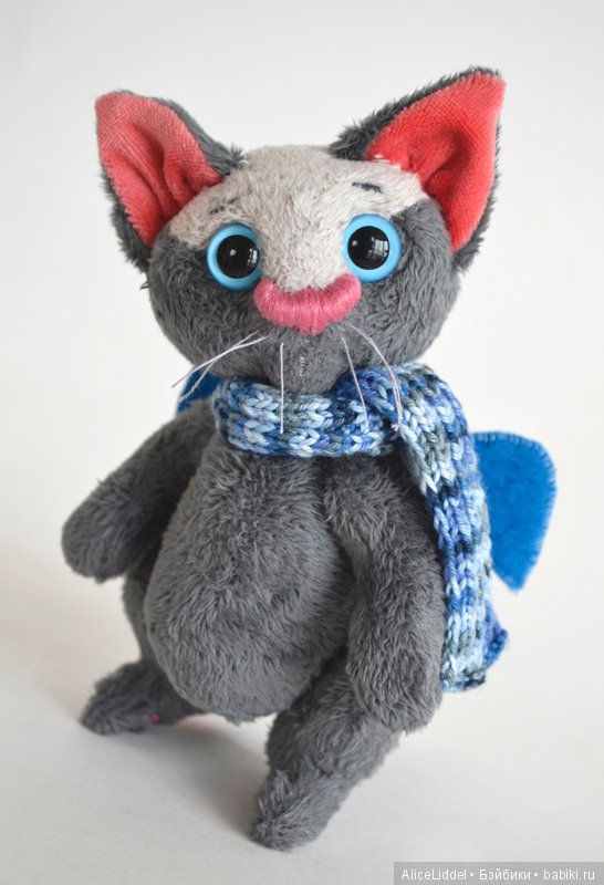 Очень странное животное, возможно, из семейства кошачьих, игрушка ручной работы (фото 6)