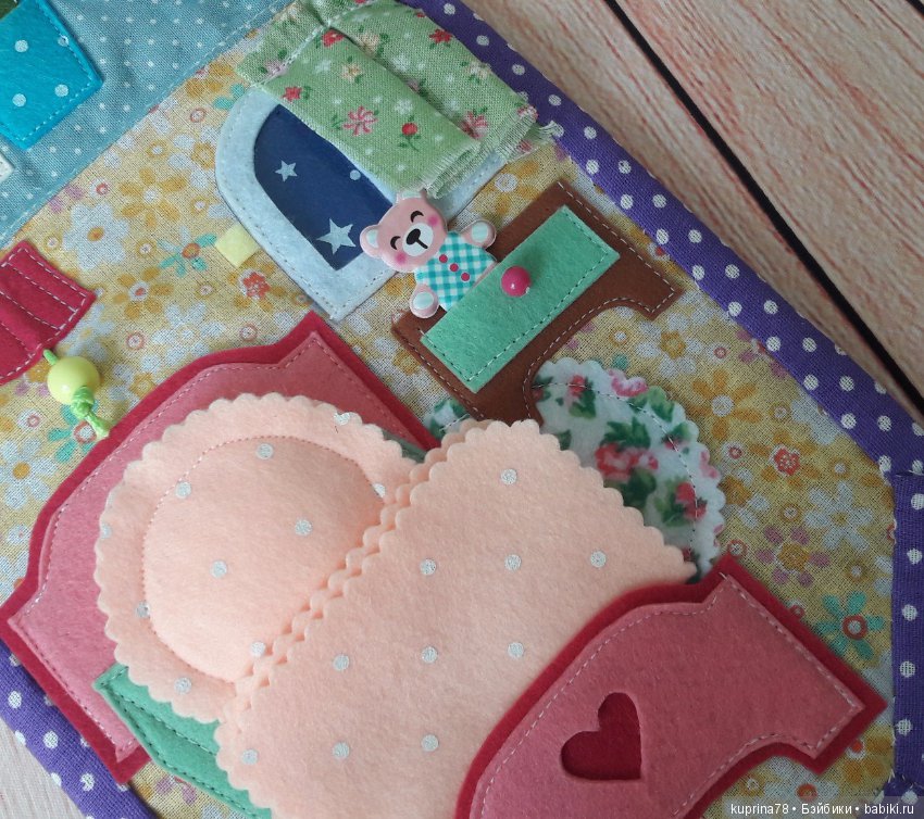 Кукольный домик-сумочка из фетра. Еще один вариант текстильной игрушки для маленькой принцессы (фото 8)