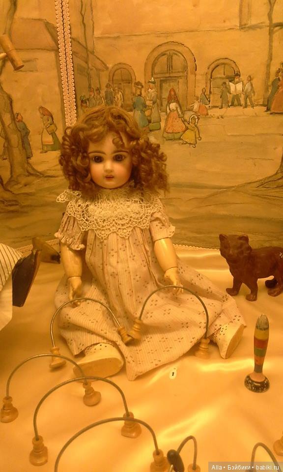 Парижский музей кукол Сами Одина