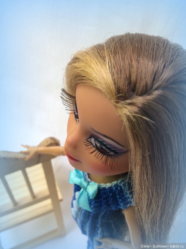 Осовремененная кукла Братц Ясмин 2005 года (фото 8)