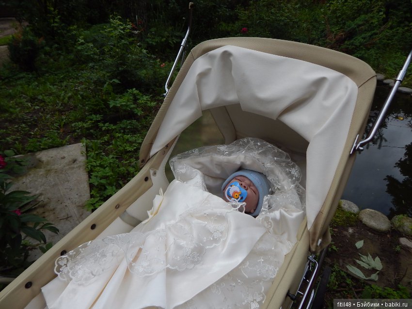 Ретро колясочка с окошками - Днепряночка