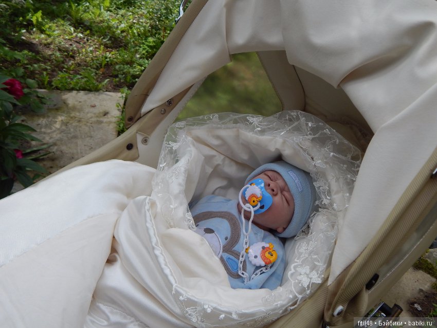 Ретро колясочка с окошками - Днепряночка