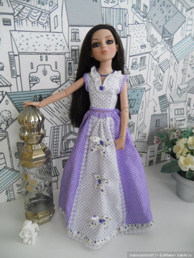 В тридесятом королевстве, там, где нет в помине короля