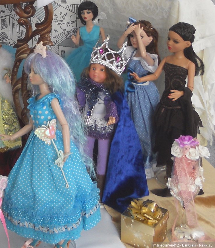 В тридесятом королевстве, там, где нет в помине короля