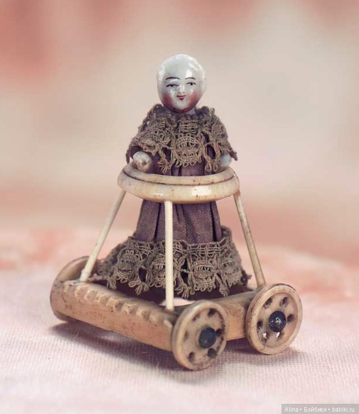Антикварные ходунки для детей и кукол (фото 2)