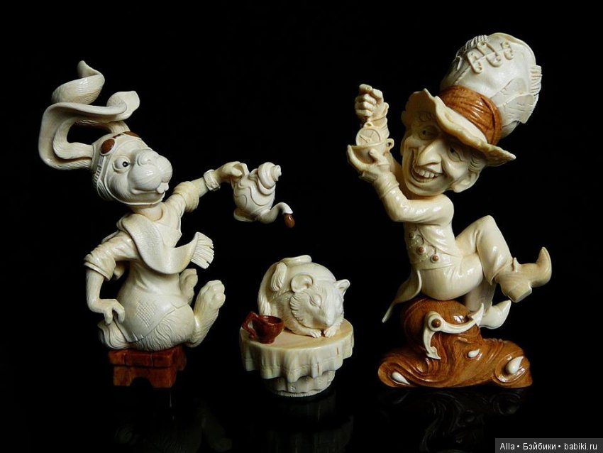 Персонажи серии «Алиса в Стране чудес», Александр и Елена Коптеловы