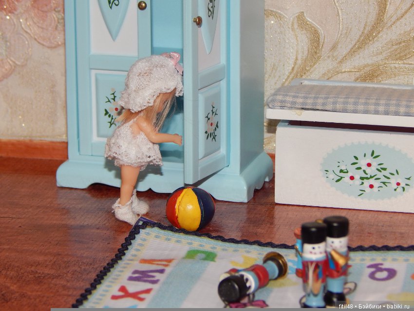 В дождливую погоду. Авторские куклы Нелли Губиной