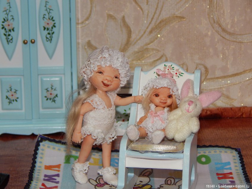 В дождливую погоду. Авторские куклы Нелли Губиной