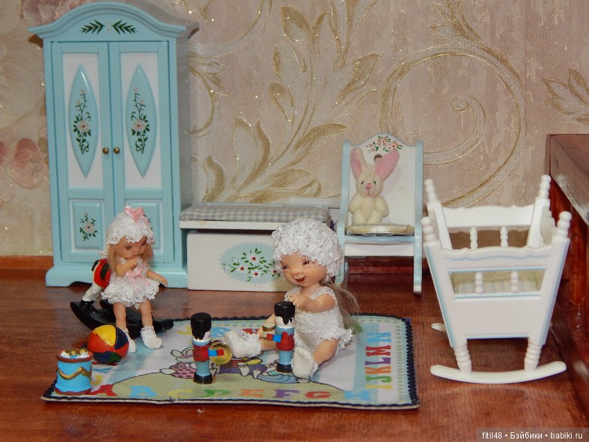 В дождливую погоду. Авторские куклы Нелли Губиной