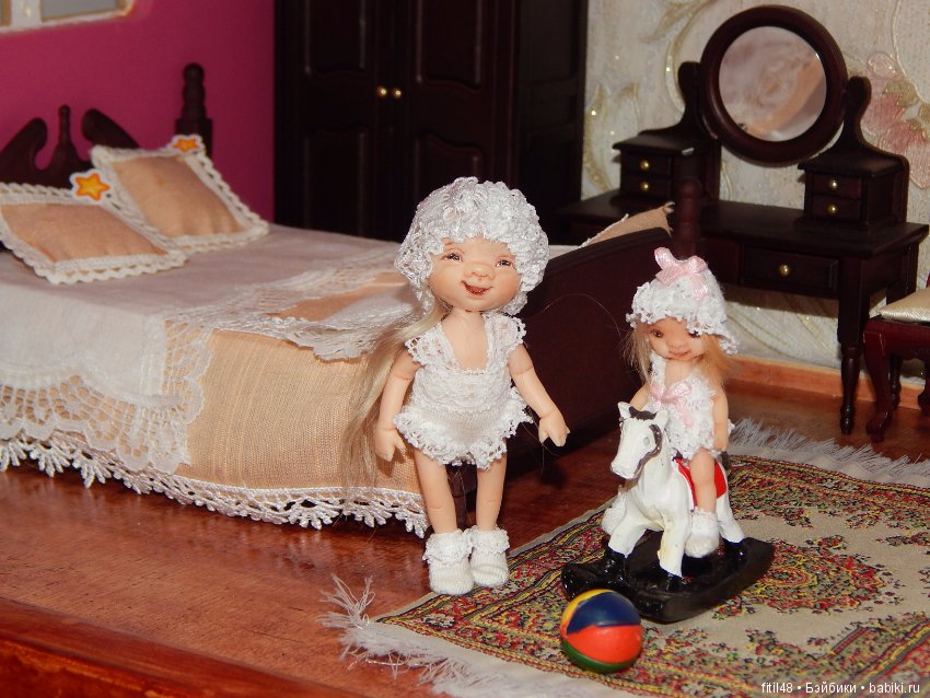 В дождливую погоду. Авторские куклы Нелли Губиной