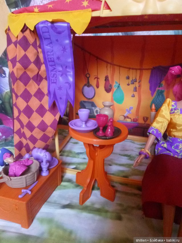 Прекрасная цыганка Эсмиральда и ее рыцарь