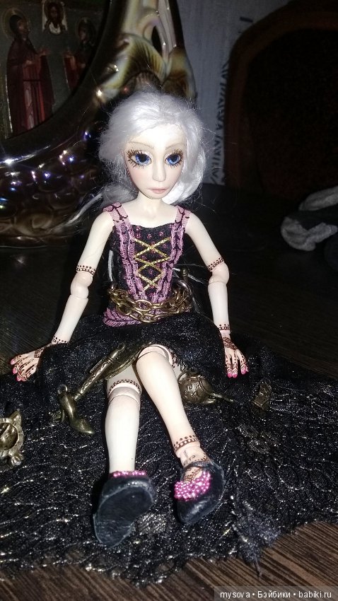 Выход в свет после долгого затворничества (фото 9)