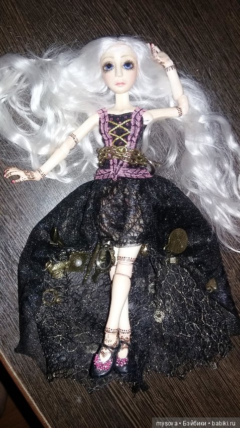 Выход в свет после долгого затворничества (фото 3)