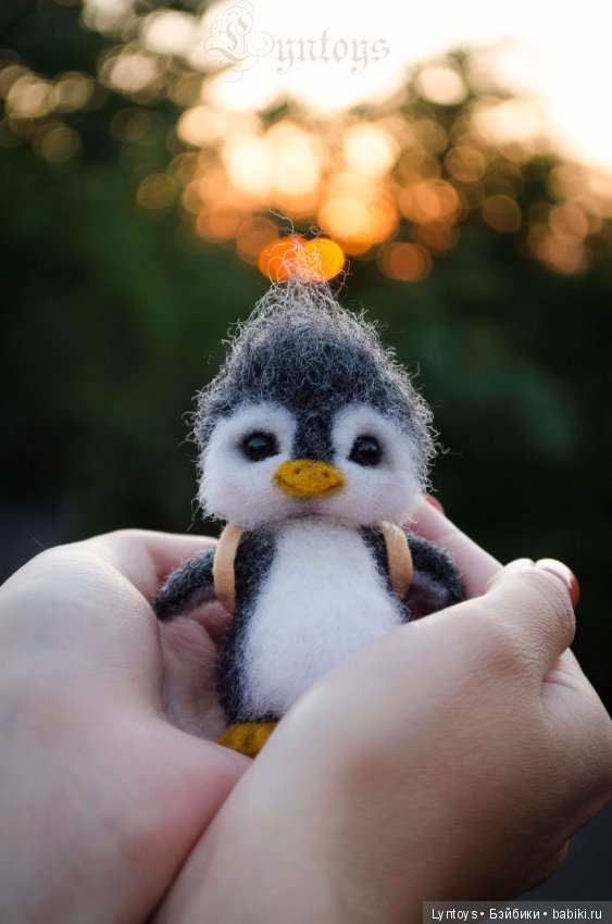 Миниатюрный пингвиненок валяние из шерсти Виталий Линь (фото 5)