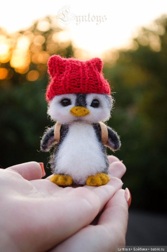 Миниатюрный пингвиненок валяние из шерсти Виталий Линь