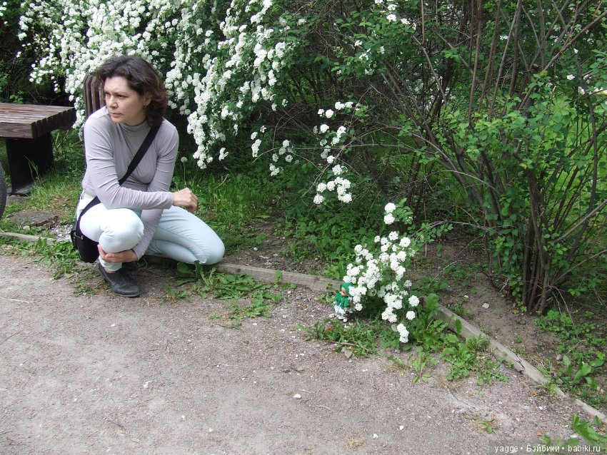 Гном-хранитель белого цвета