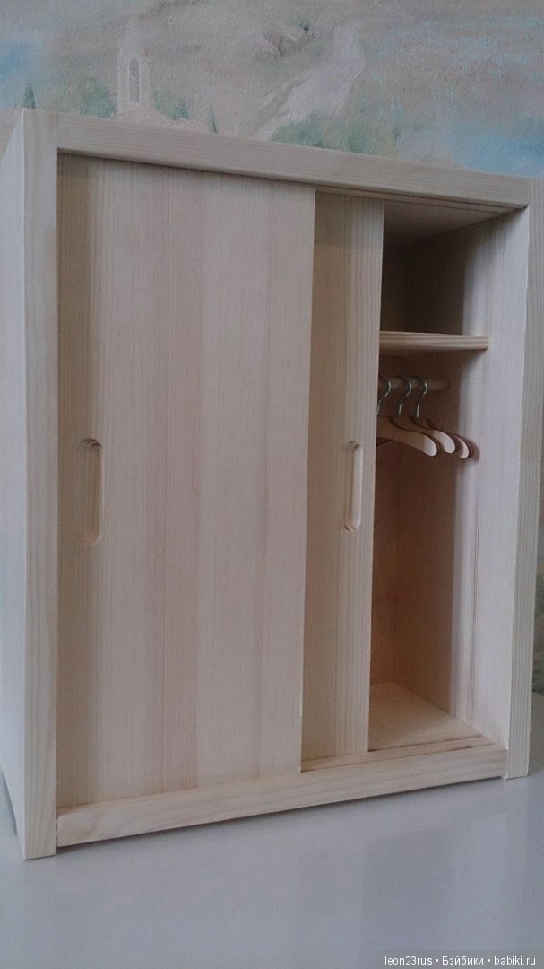 Шкаф-купе для одежды кукол 30-35 см (фото 4)