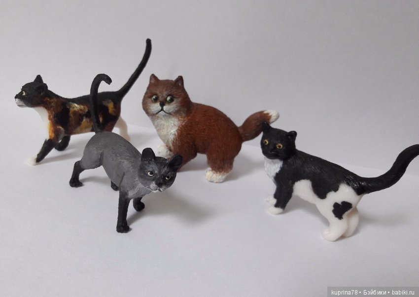 Банда в полосатых купальниках или мои миниатюрные котэ