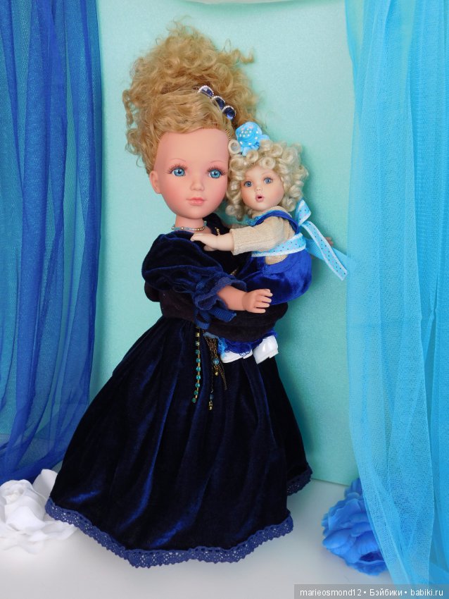 В оттенках синего и зеленого