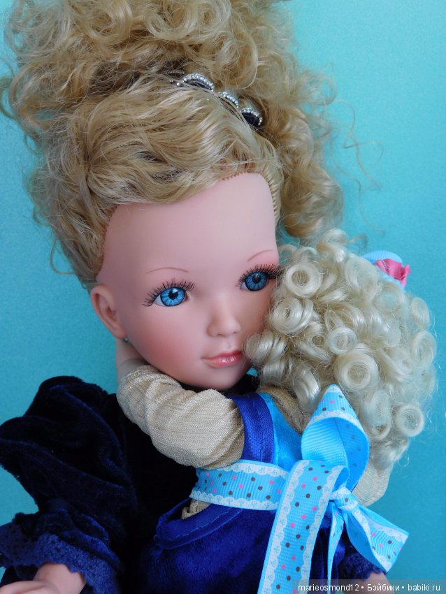 В оттенках синего и зеленого