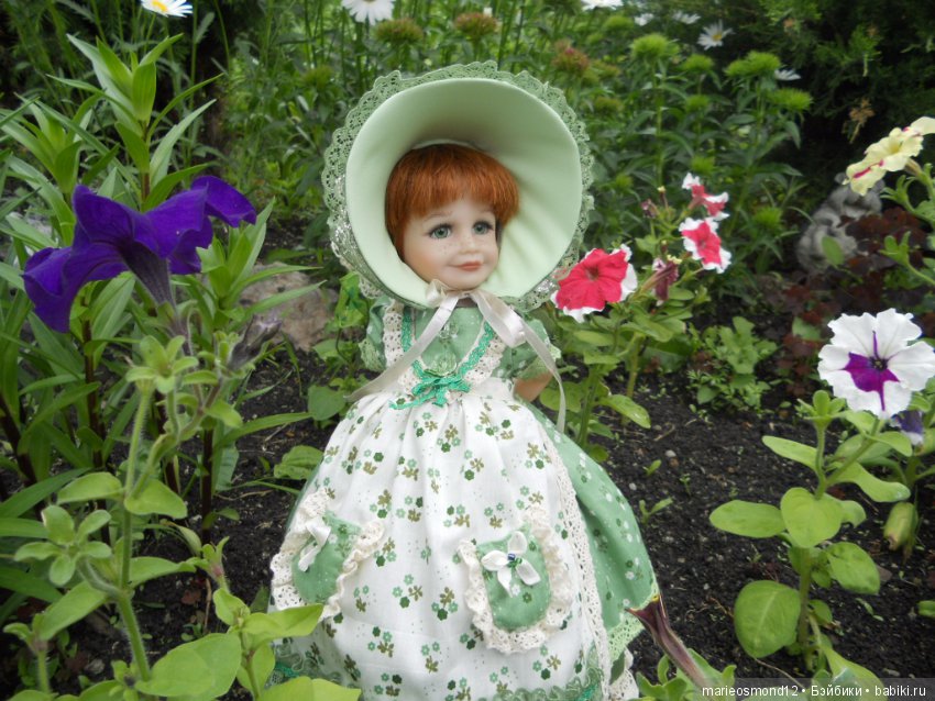 В оттенках синего и зеленого