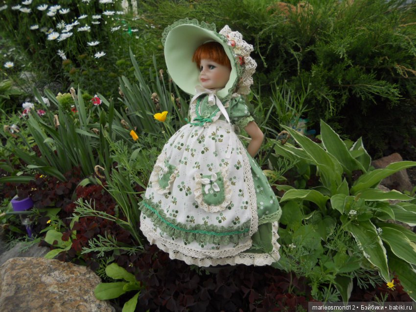 В оттенках синего и зеленого