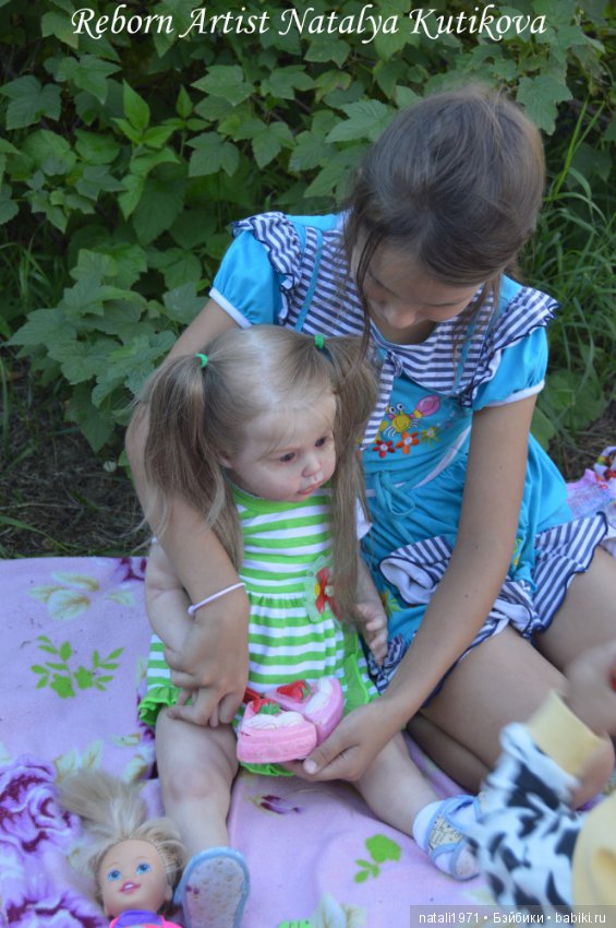 Франческа с Ариэлькой на прогулке