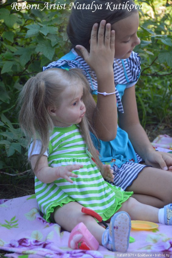 Франческа с Ариэлькой на прогулке