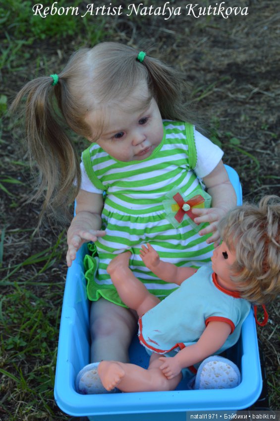 Франческа с Ариэлькой на прогулке