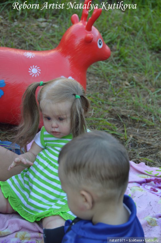 Франческа с Ариэлькой на прогулке