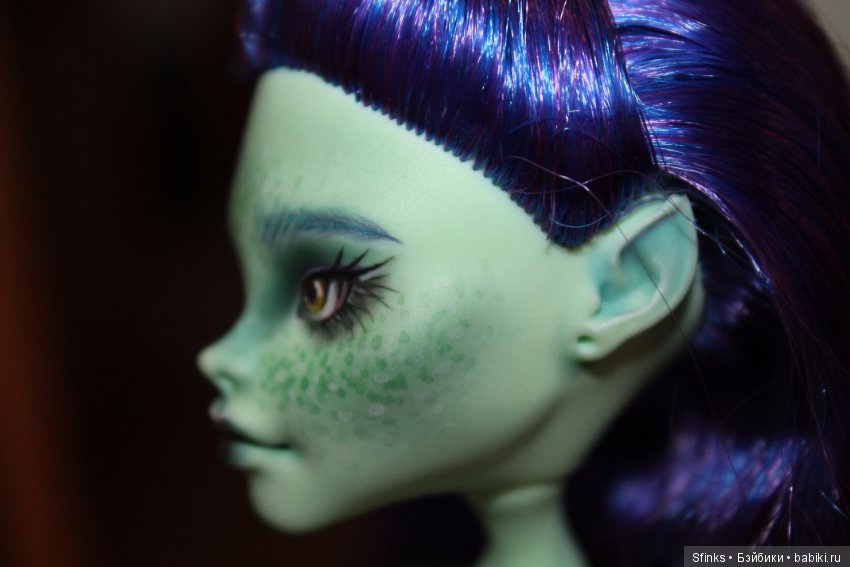 Новенькая покрашенная мамзель. Аманита ООАК (фото 2)