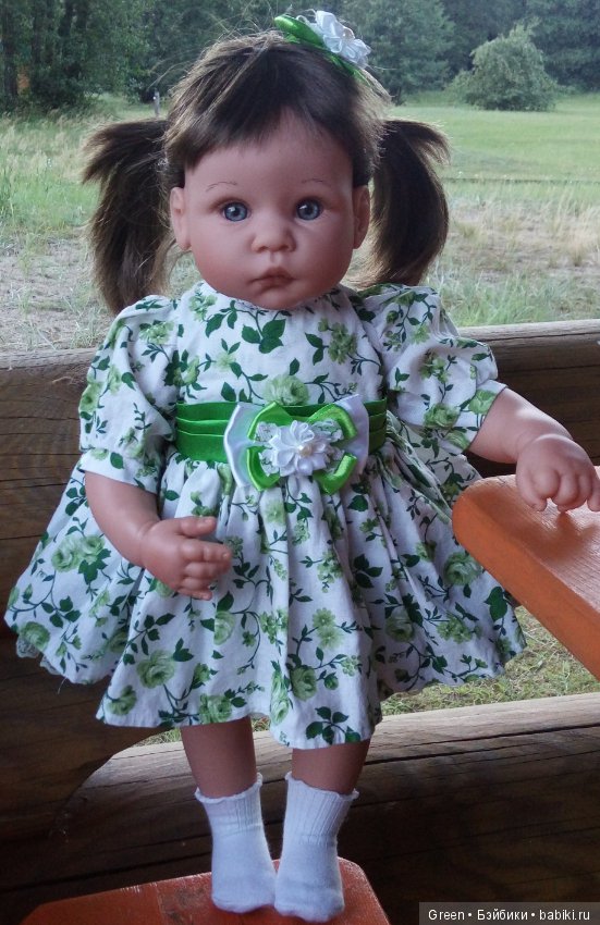 Little Sisters Kristyn от Lee Middleton