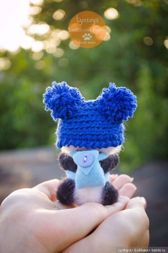 Миниатюрная пандочка по имени Мика и ее друзья, авторская игрушка из шерсти (фото 4)