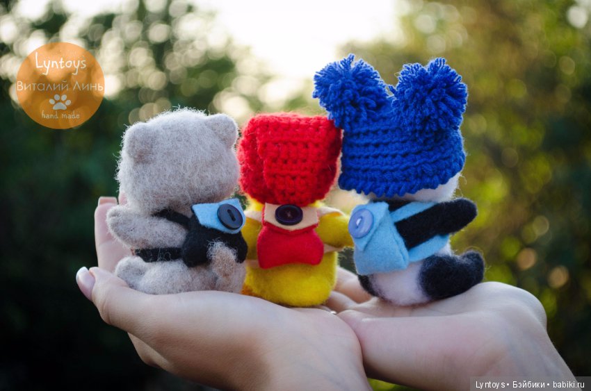 Миниатюрная пандочка по имени Мика и ее друзья, авторская игрушка из шерсти