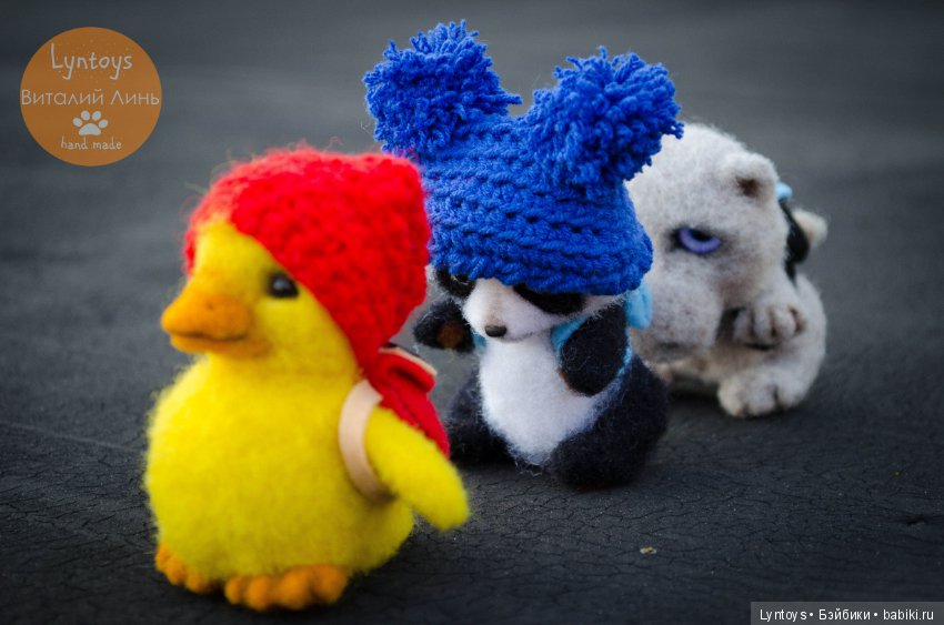 Миниатюрная пандочка по имени Мика и ее друзья, авторская игрушка из шерсти