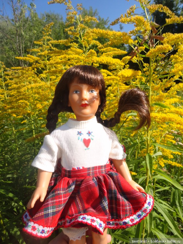 Лето. Август. Солнца круг. И кузнечики трещат