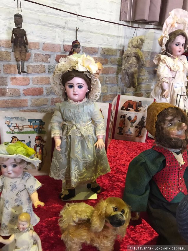 Выставка кукол и мишек в Брюгге