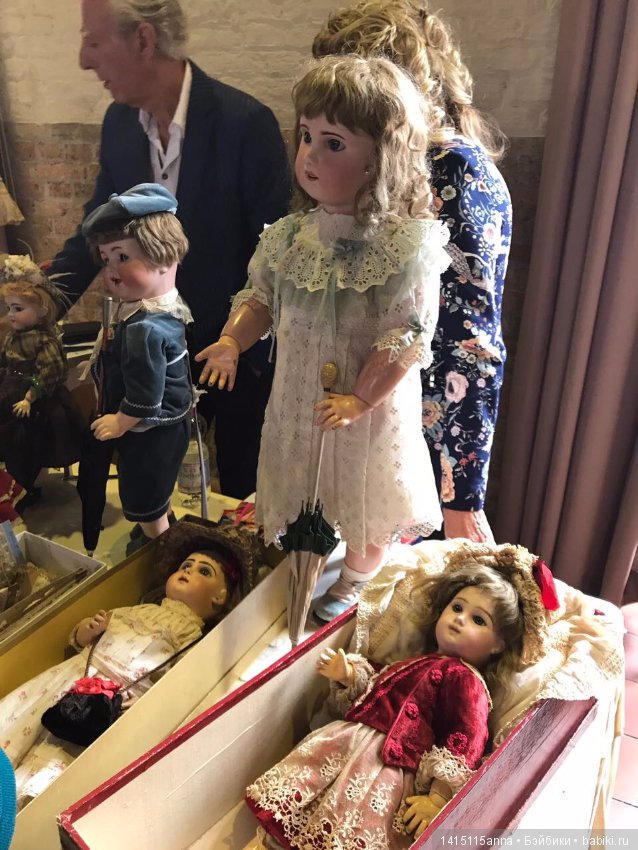 Выставка кукол и мишек в Брюгге